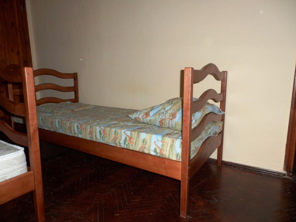 Yourhostel Киев Номер фото