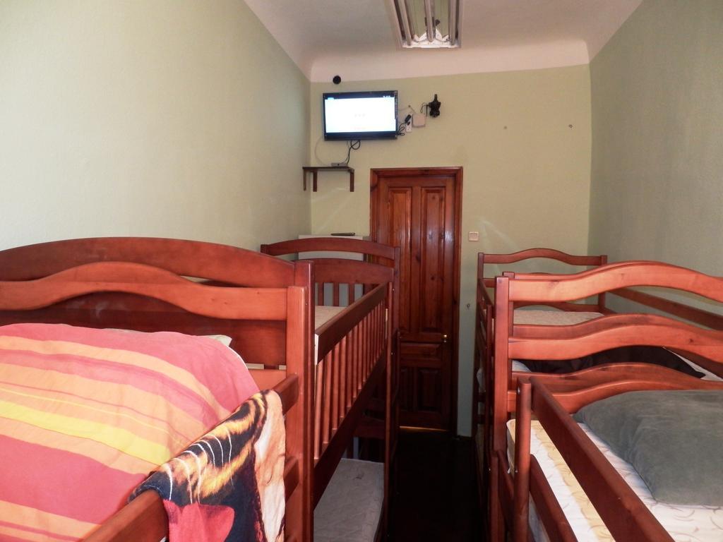 Yourhostel Киев Номер фото